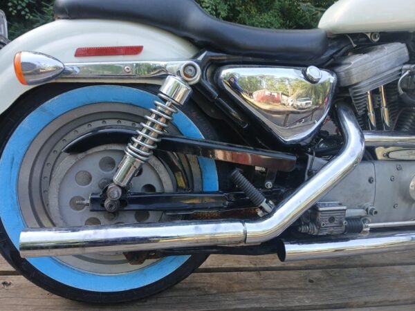 Harley-Davidson Motorcycle - Image 5