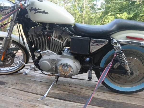 Harley-Davidson Motorcycle - Image 7