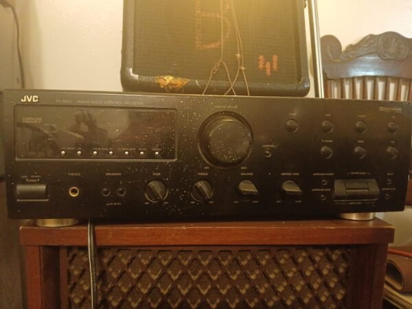 JVC RX-662V Audio/Video Control Reciever (+ Compu Link Remote) - Image 3