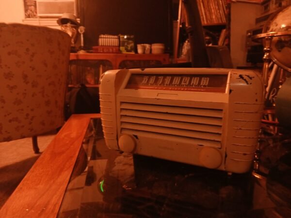 RCA Victor Model 65X2 RADIO /// Classic 40's